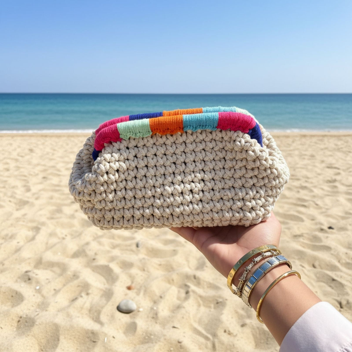 Summer clutch